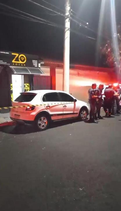 Foto 5 de 9 — Morre comerciante baleado em assalto no Centro de Araraquara